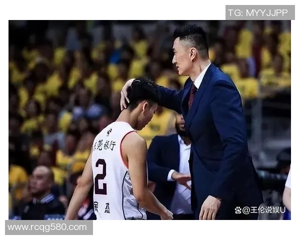 重庆篮球队心理素质揭秘：如何在赛场上展现超强韧性与团队精神